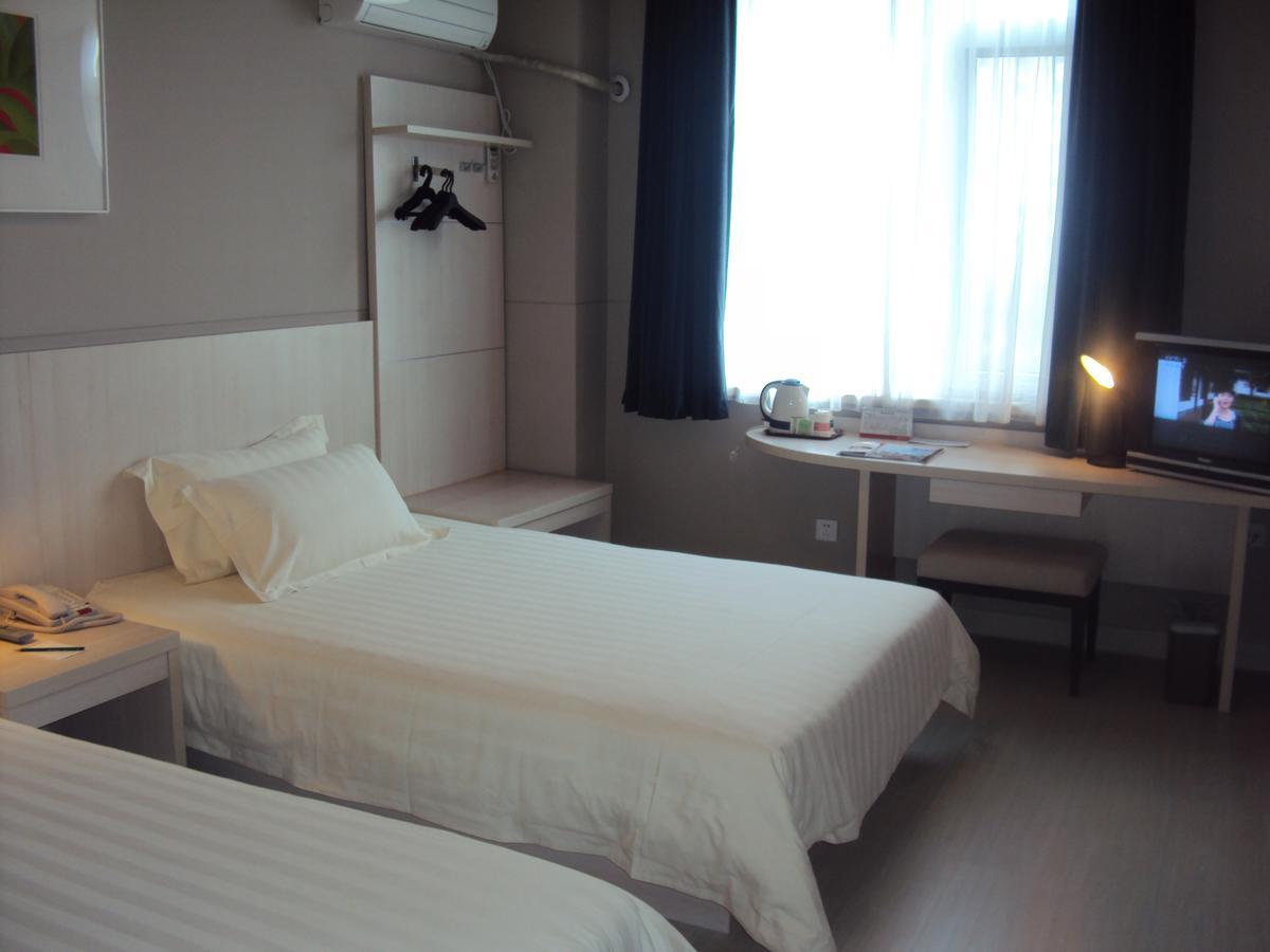 Jinjiang Inn - Wuhan Ziyang Road Bagian luar foto