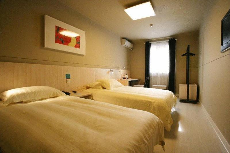 Jinjiang Inn - Wuhan Ziyang Road Bagian luar foto